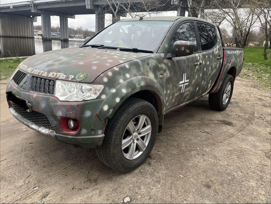 Продам пикап Mitsubishi L200