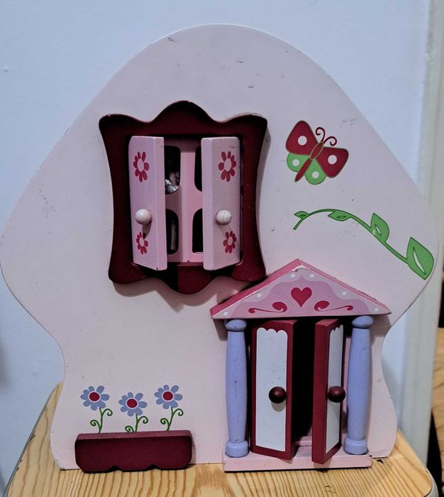 Casinha de Brincar em madeira