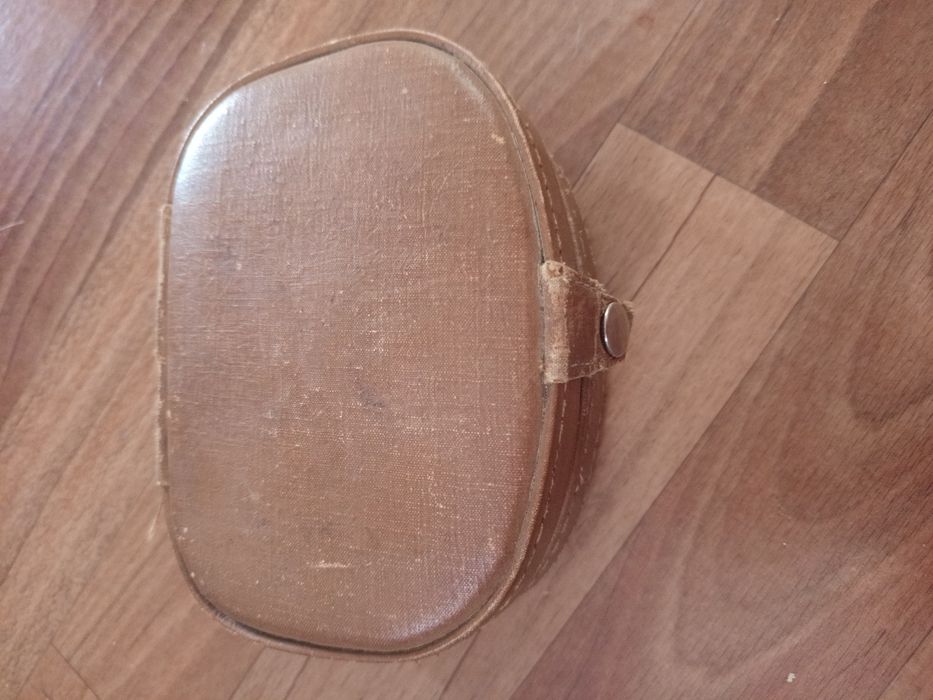 Продам єлектричну  бритву