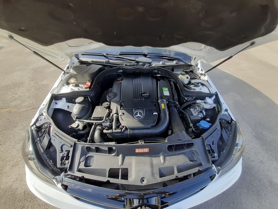 Мерседес С-250 W204.