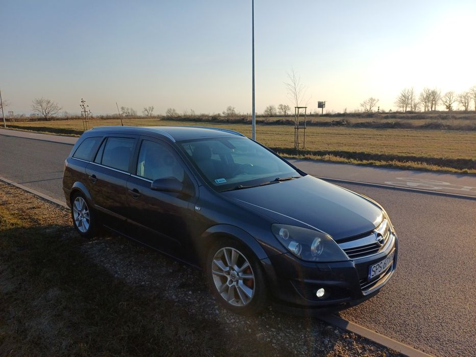 REZWRWACJA 5.03 -Opel Astra H Kombi, 2008, 230 tys km, 1,8 benzyna/LPG