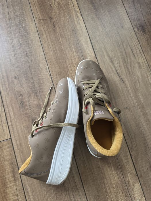 Buty damskie 41  sbd