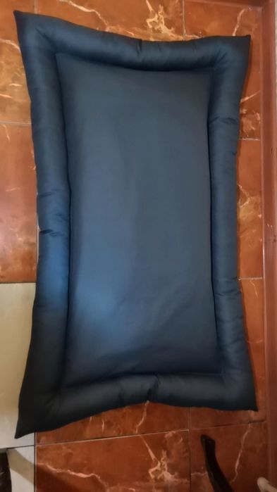 Лежанка для собак 127*75см