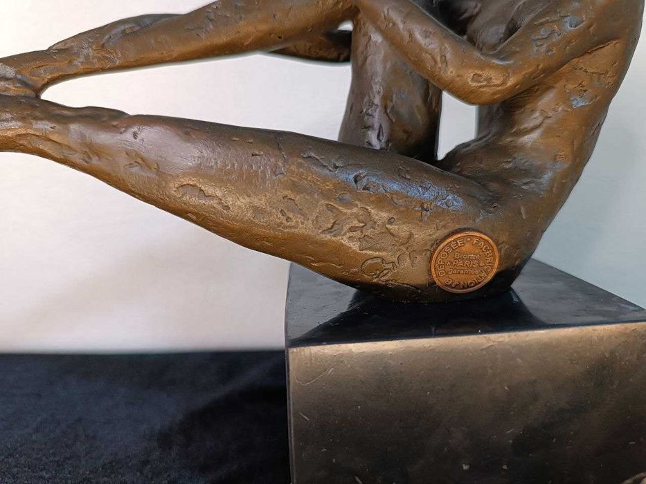 Бронза статуетка скульптура модерн гимпастка девушка женщина мрамор