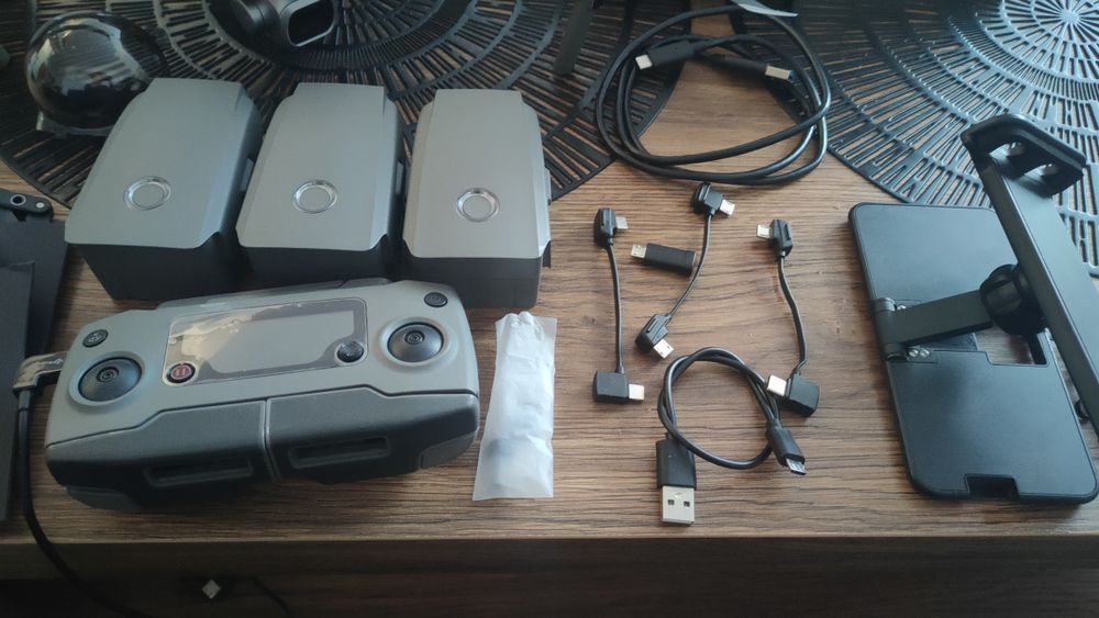 Dji mavic 2 pro fly more combo