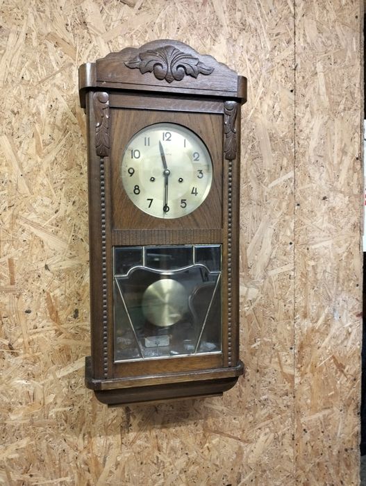 Stary zegar ścienny sprawny A12