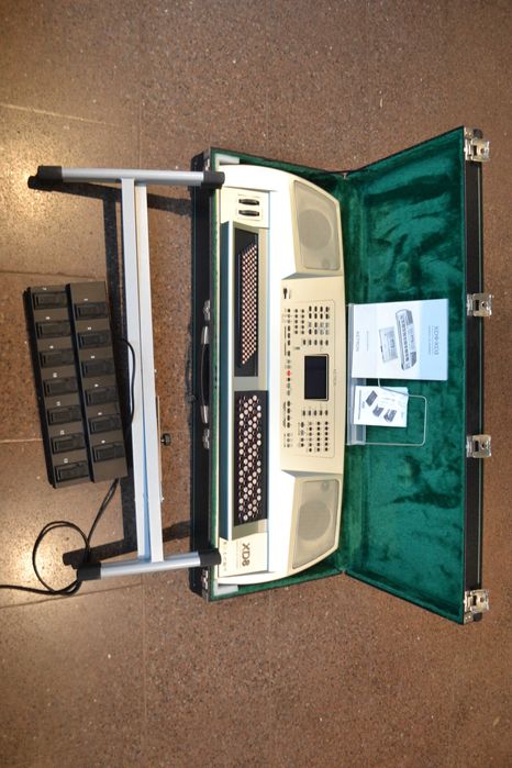 Orgon Ketron XD8 Com Pedaleira