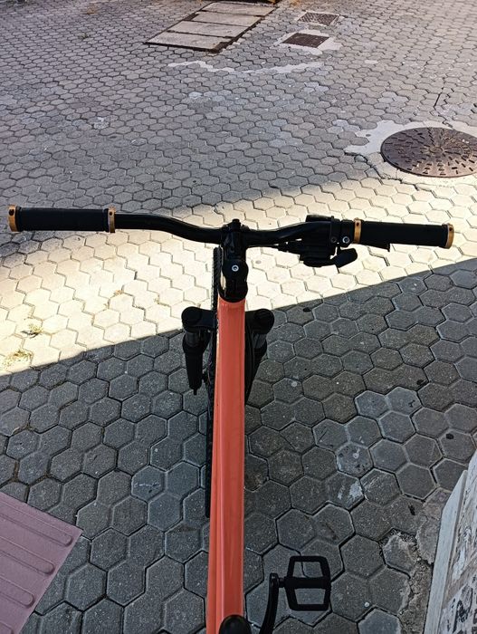 Dirt jumper/ wheelie bike     bike de grau    BTT EXPL 500