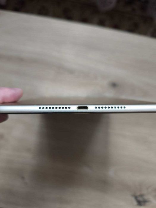 iPad mini 4 64GB Wi-Fi + 4G Gold Neverlock