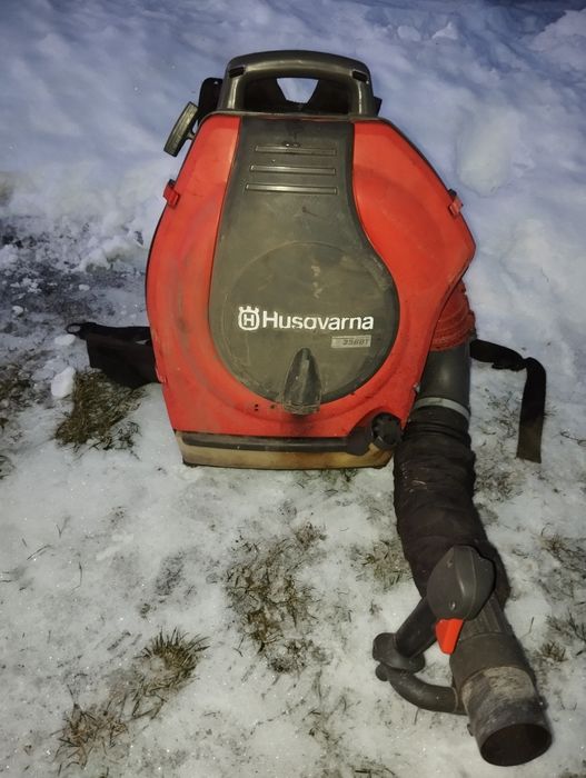 2 dmuchawy plecakowe spalinowe Stihl BR 400 i Husqvarna 356 BT