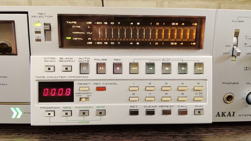 AKAI GX-F66RC Stereo Cassette Deck 1982-83