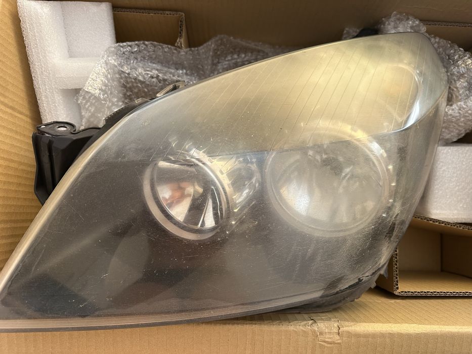 Lampy opel astra h 2006, halogen. 2sz lewa+prawa