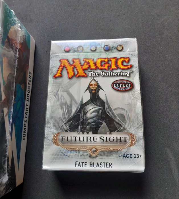 MTG- Deck + Booster Box Foundations Jumpstart