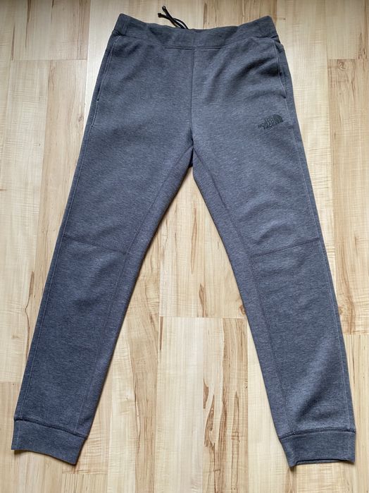 Spodnie Dresowe The North Face L