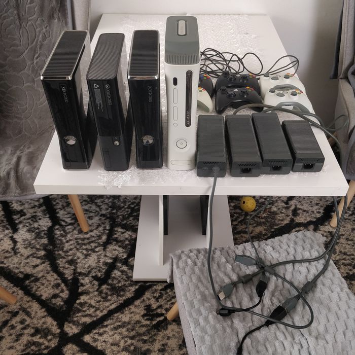 Zestaw 4 x Xbox 360