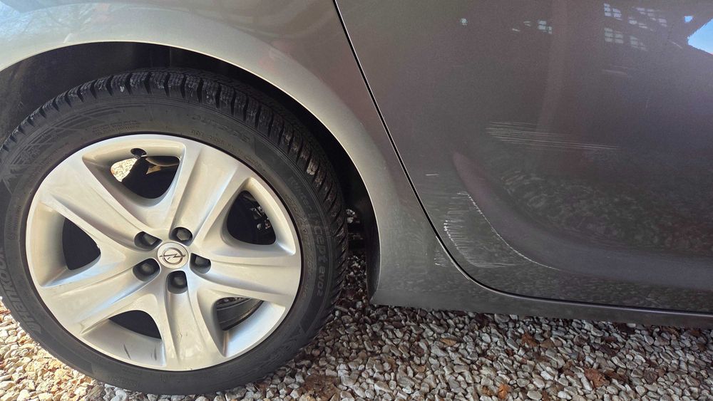 Opel Astra Hatchback