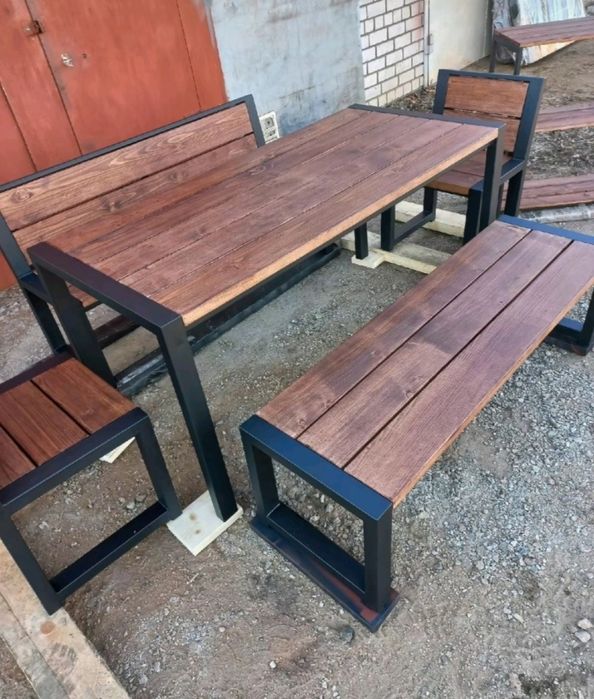 Столи лавочки мангал полиці лофт