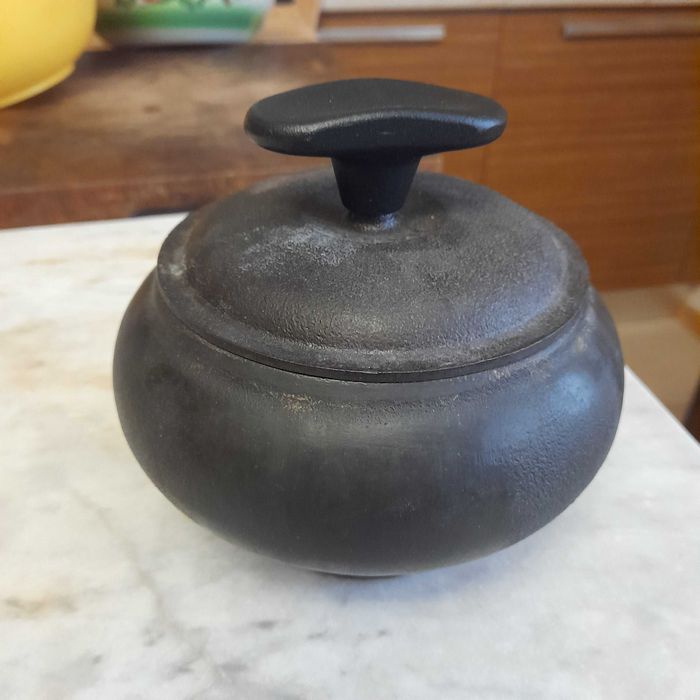 Печной чугунный горшок Ситон (Syton) 0,75 л