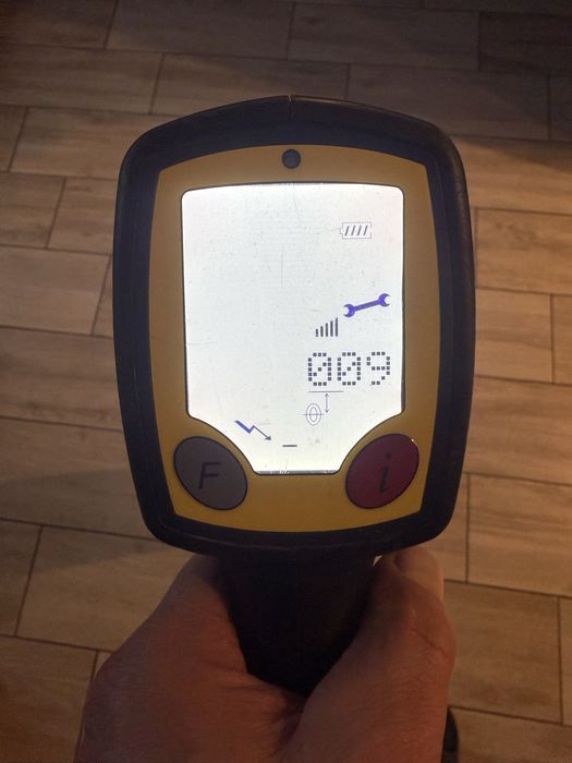 Wykrywacz do Kabli Łeica DD120