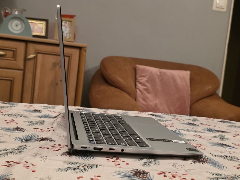 Lenovo Ideapad Slim 14 Oled Snapdragon X Plus 32/1TB  Nowy