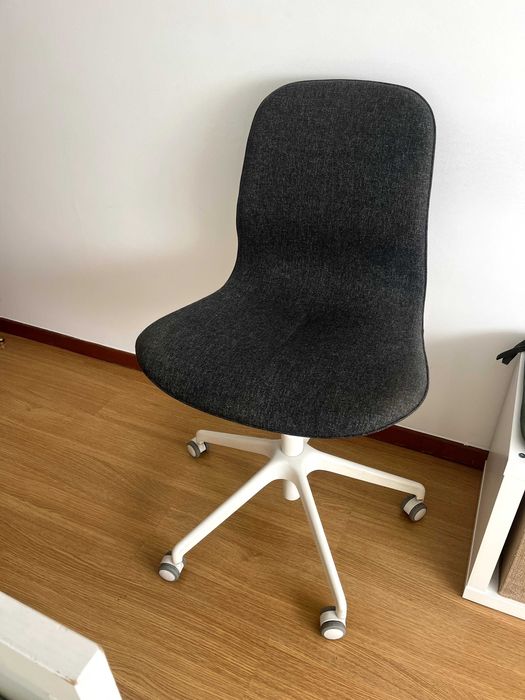 Vendo cadeira Ikea LÅNGFJÄLL em ótimo estado