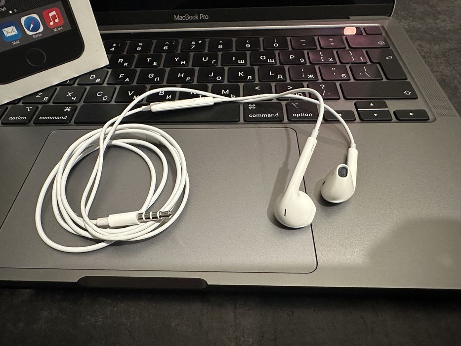 Навушники айфон apple 3.5 apple earpods