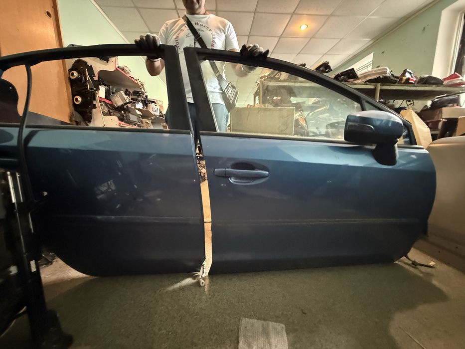 Двери subaru Impreza XV Crosstrek G13 G23