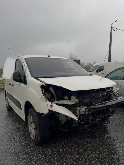 Citroen Berlingo B9 2010 Para peças!