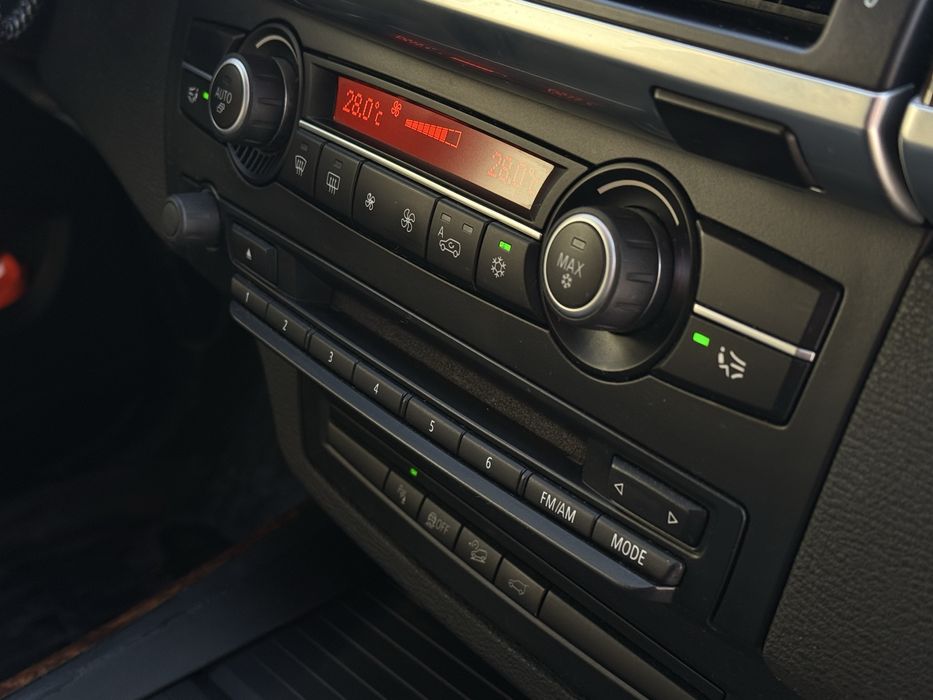 Продам BMW x5 e70 35d