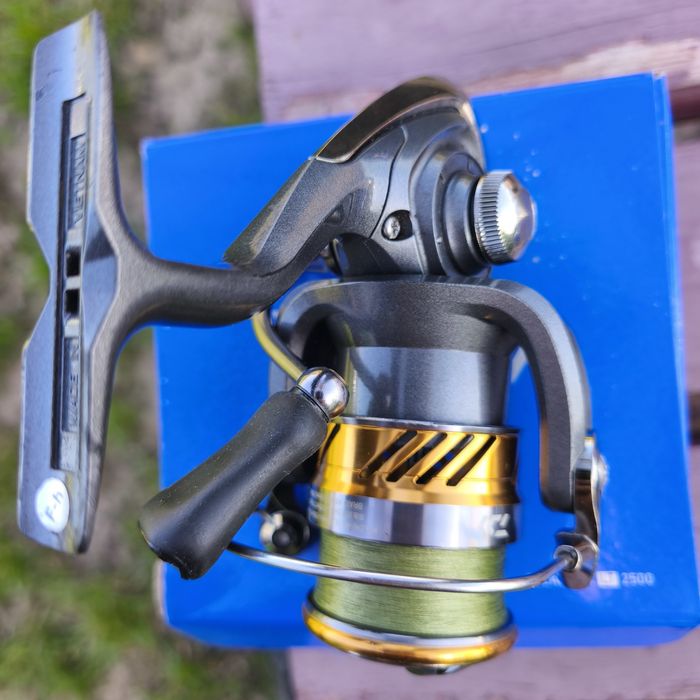 Катушки Daiwa Laguna LT2500 i Exceler-S 2500