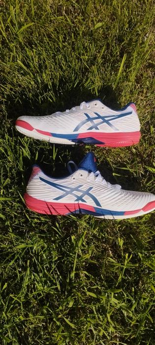 Кросівки ASICS б/у