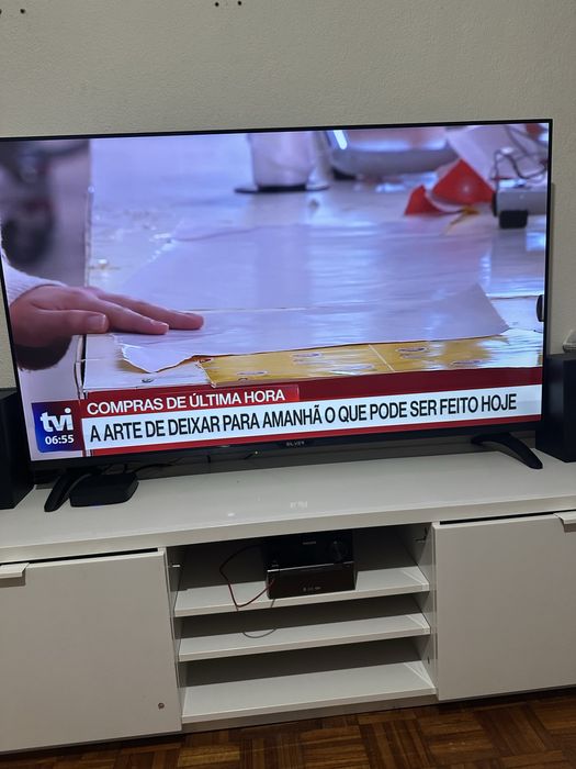 TV Smart Silver 55” 4K Android TV – 270 € (Negociável)
