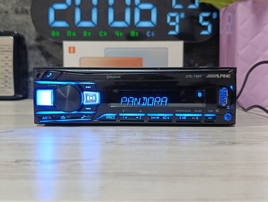 ///Alpine ute-73bt(Bluetooth audio)