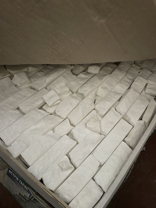 Плитка з білого мармуру «Тасос»