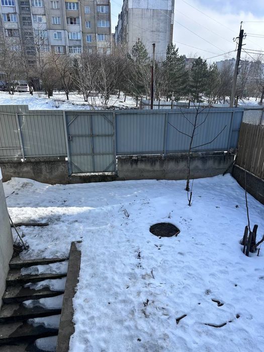 Продаж сучасного котеджу .
