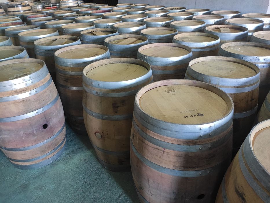 Pipos/Barricas/Pipas/Barris em madeira de castanho e carvalho - Novos