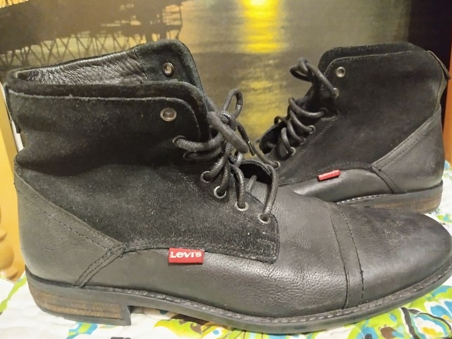 Чоловічі шкіряні ,брендові черевики LEVIS