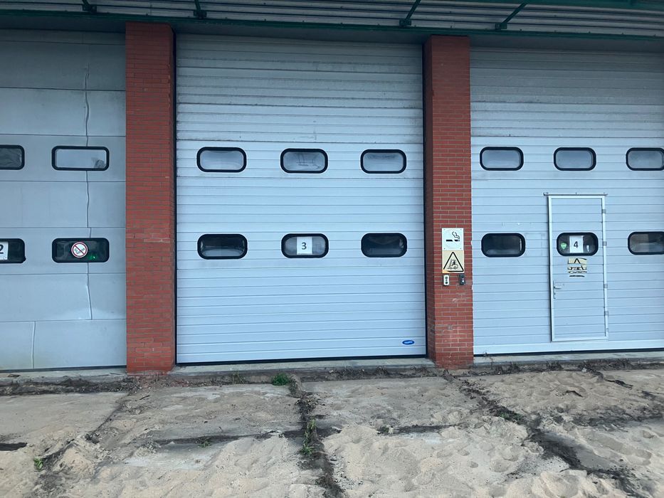 Brama bramy segmentowe 3,5m szeroka 3,5 m wysoka przeszklone elektrycz