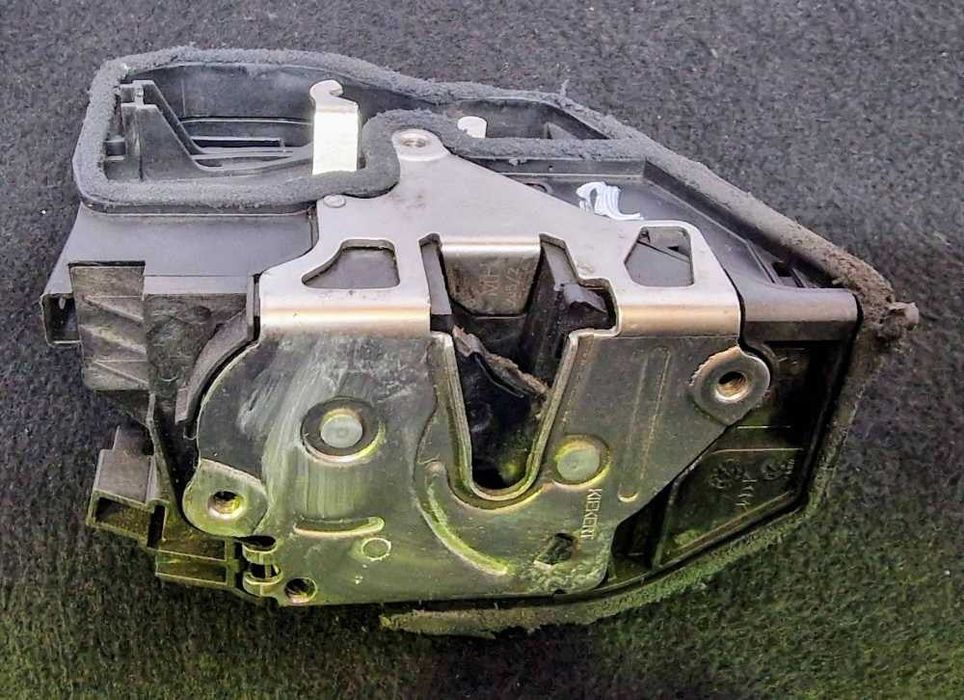 Fechadura / Fecho Porta Frente Direito 7167068 - BMW 5