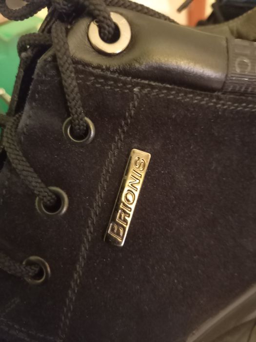 Чоловічи зимові черевики чорного коляру  замшеві  на молнії  45розмер