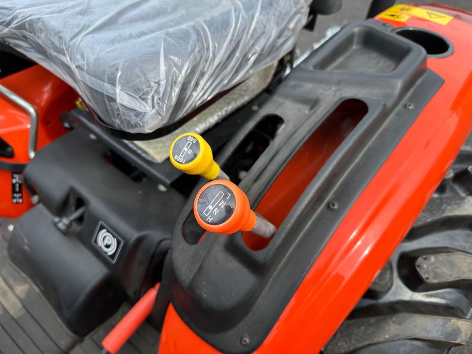 Трактор Hinomoto HM-275 / Трактор Хіномото НМ-275