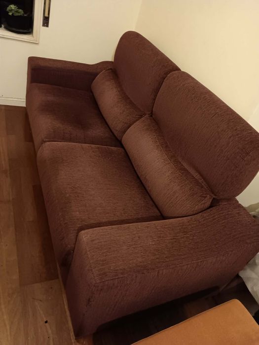 Sofá 3 lugares bordô