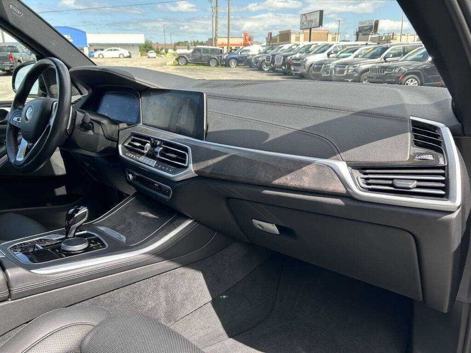 BMW X5 xDrive40i 2023 — современный премиум SUV