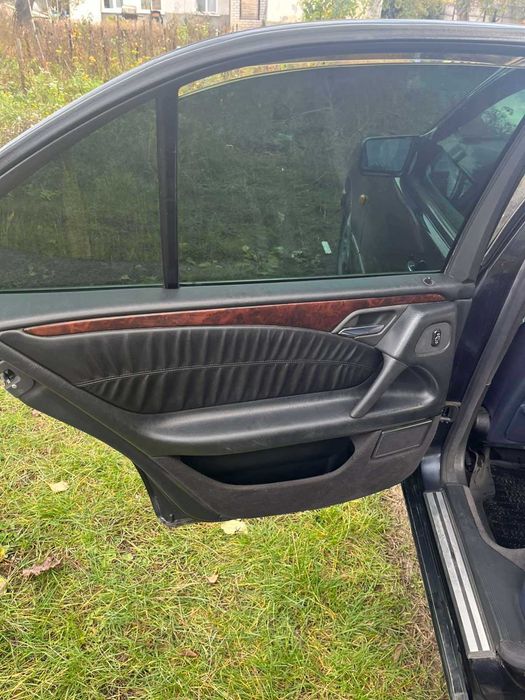 Mercedes-Benz E-Class 1998