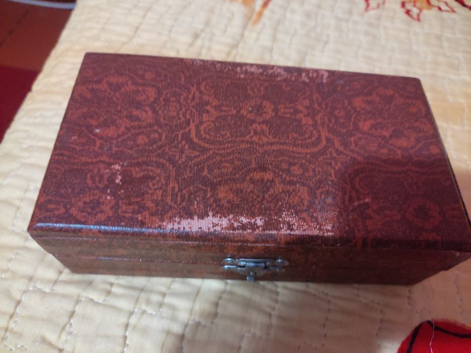 Ложки чайні ,старовинні   мельхіорові ложки шість штук