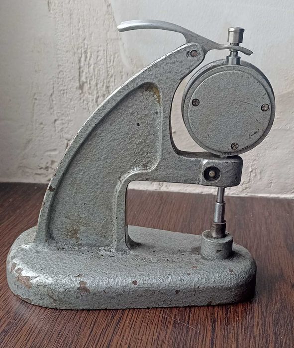 Товщиномір ТН 10-60М ГОСТ 11358-74 0-10мм ц. д. 0.01 мм.