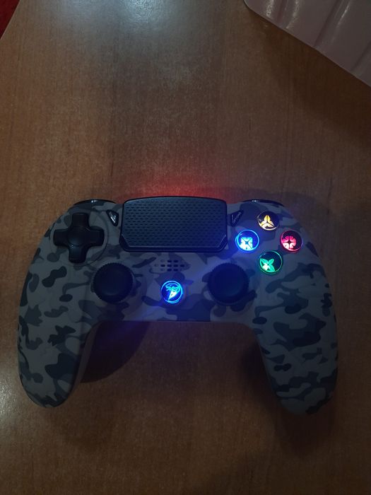 Gamepad bezprzewodowy  do PS4