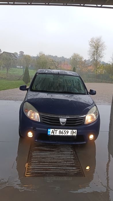 Автомобіль Dacia