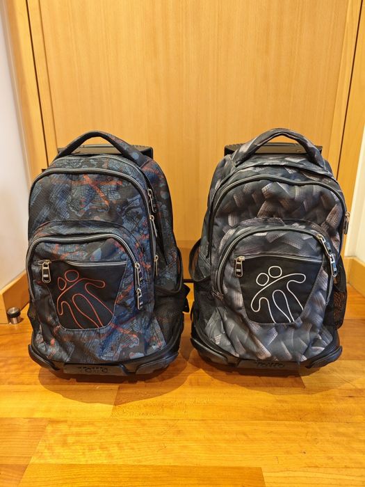 Mochila escolar Tottto