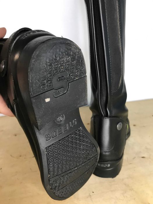 288.38. Oficerki Steeds Tender, roz: 38 Slim, łyd: 32-34cm, wys: 44cm